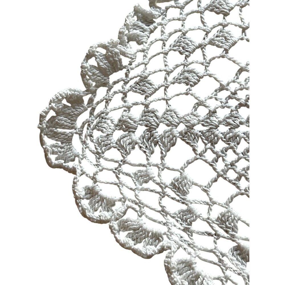 Hand-Crocheted White Lace Table Runner Dresser Scarf Shawl 51x17 Granny core VTG - Picture 10 of 10